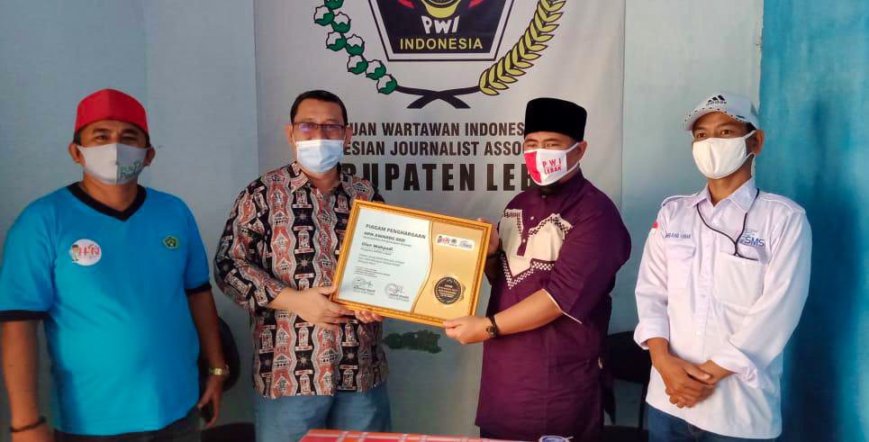 Dian Wahyudi Raih HPN Award 2021, Kategori Narasumber Aktif Pers Bantengate.id