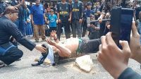 Meriah...!, Halal Bihalal Sunda Ngahiji Gelar Pertunjukan Debus Banten dan Sisingaan