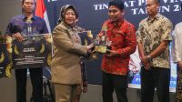 Pemprov Banten Berikan Anugerah Paritrana Award 2022 Kepada Perusahaan