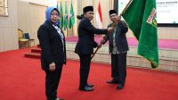 Pj Gubernur Al Muktabar Lepas Kafilah Provinsi Banten Pada STQHN 2023 Jambi