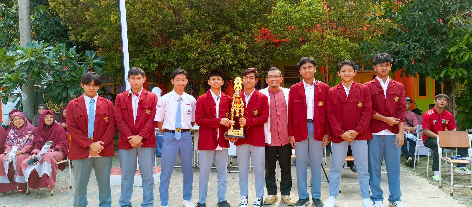 Tim Bola Tangan SMA Terpadu Al-Qudwah Raih Juara 2 ABTI Championship