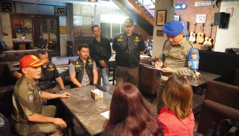 Satpol PP Tangerang Sosialisasi Jam Operasional Tempat Hiburan  Selama Ramadhan