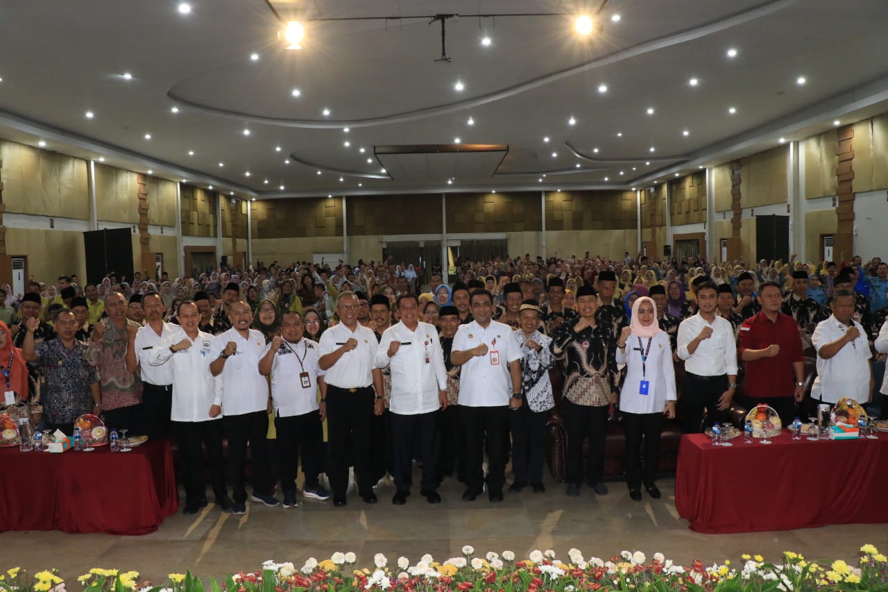 Kepala Sekolah Memiliki Peran Penting Dalam Mewujudkan Tata Kelola Sekolah