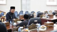 Pj Gubernur Banten Al Muktabar: Pembinaan dan Pengembangan BUMD Berkontribusi Tingkatkan PAD