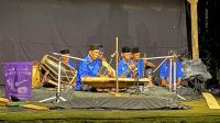 Seni Tradisional Calung Renteng Buhun, Tampil di Teater Guriang Tujuh Warunggunung
