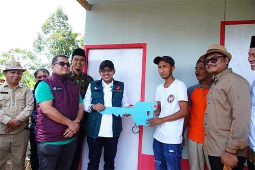 2 Unit Rumah Huntara dari Perantau untuk Warga Terdampak di Kecamatan Rambatan