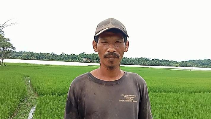 Petani Warga Desa Cisangu Mengeluh: Pesawahannya Terendam Banjir Terdampak Pembangunan Tol Serang-Panimbang